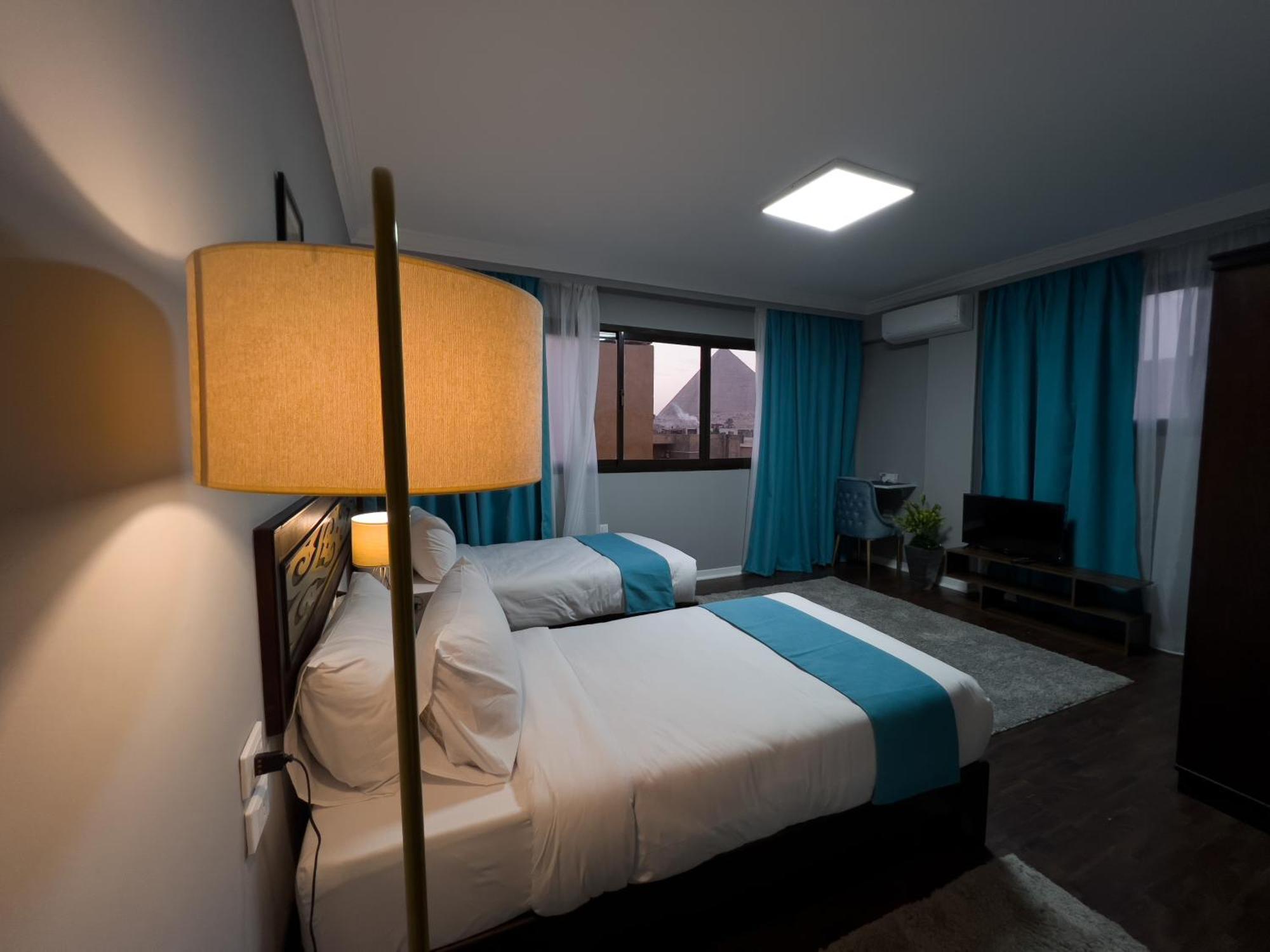 Pyramids Gate Hotel Kafret el-Gabal エクステリア 写真
