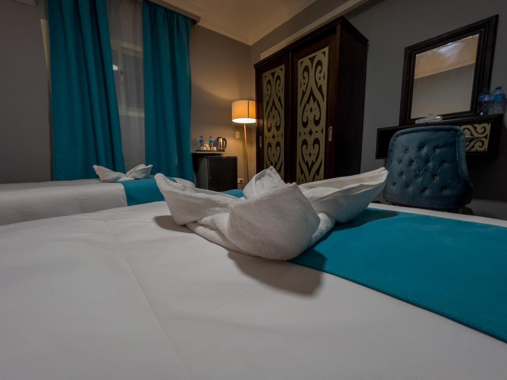 Pyramids Gate Hotel Kafret el-Gabal エクステリア 写真