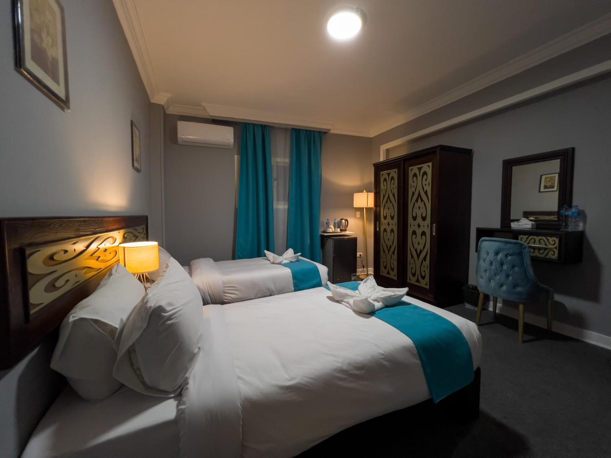 Pyramids Gate Hotel Kafret el-Gabal エクステリア 写真