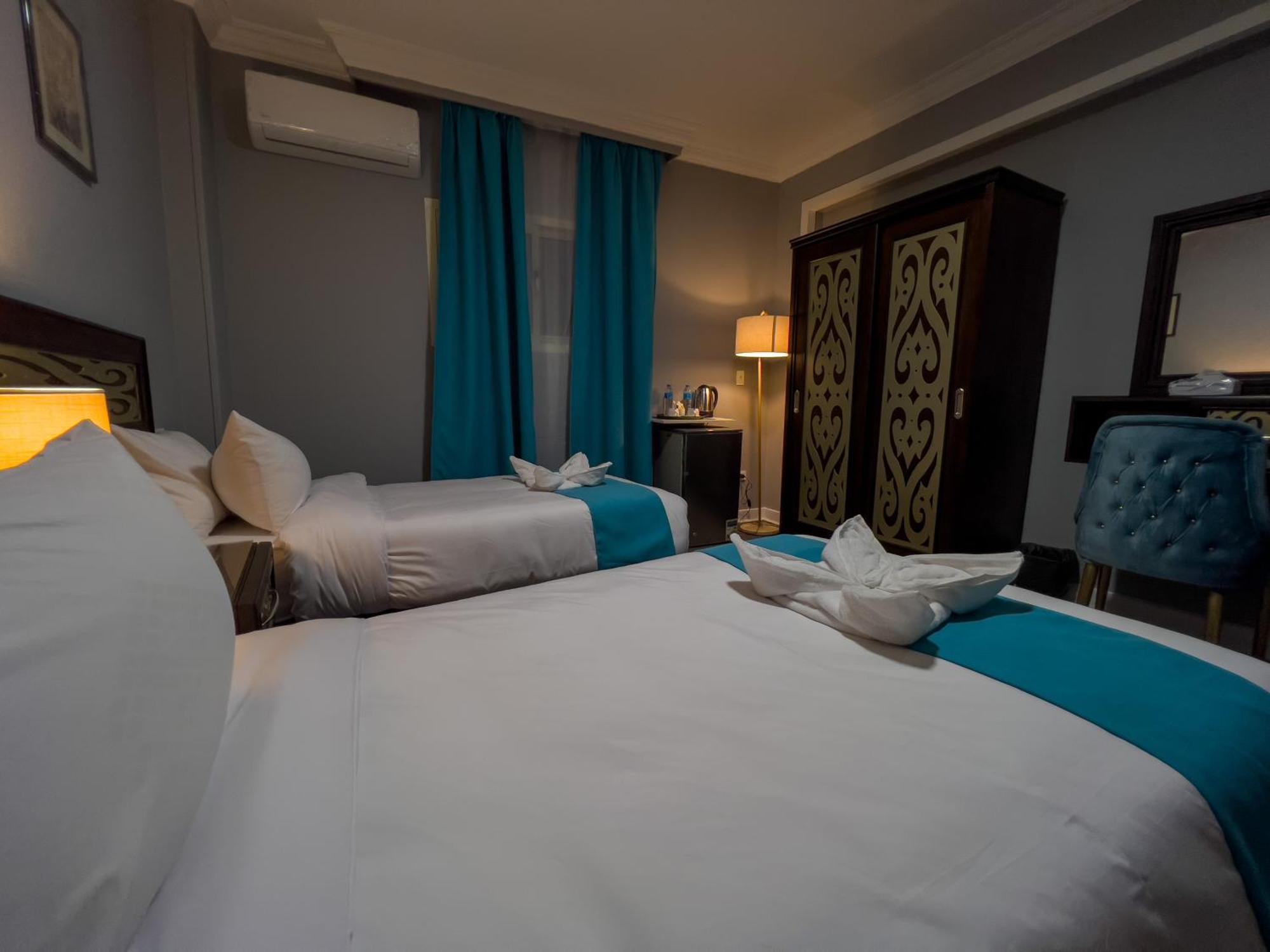 Pyramids Gate Hotel Kafret el-Gabal エクステリア 写真