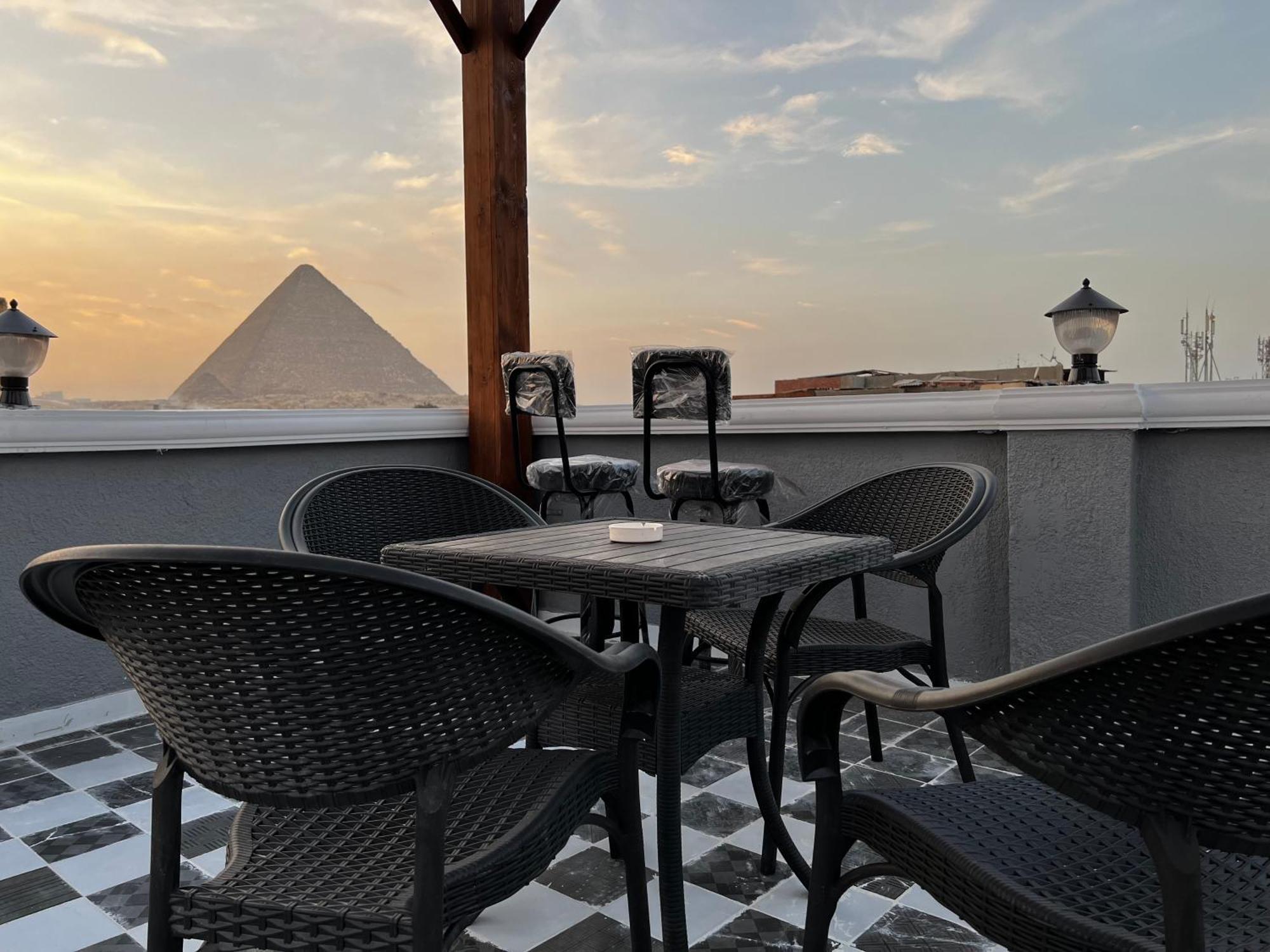 Pyramids Gate Hotel Kafret el-Gabal エクステリア 写真