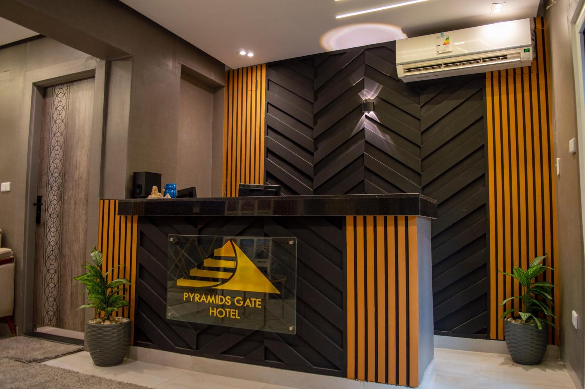 Pyramids Gate Hotel Kafret el-Gabal エクステリア 写真