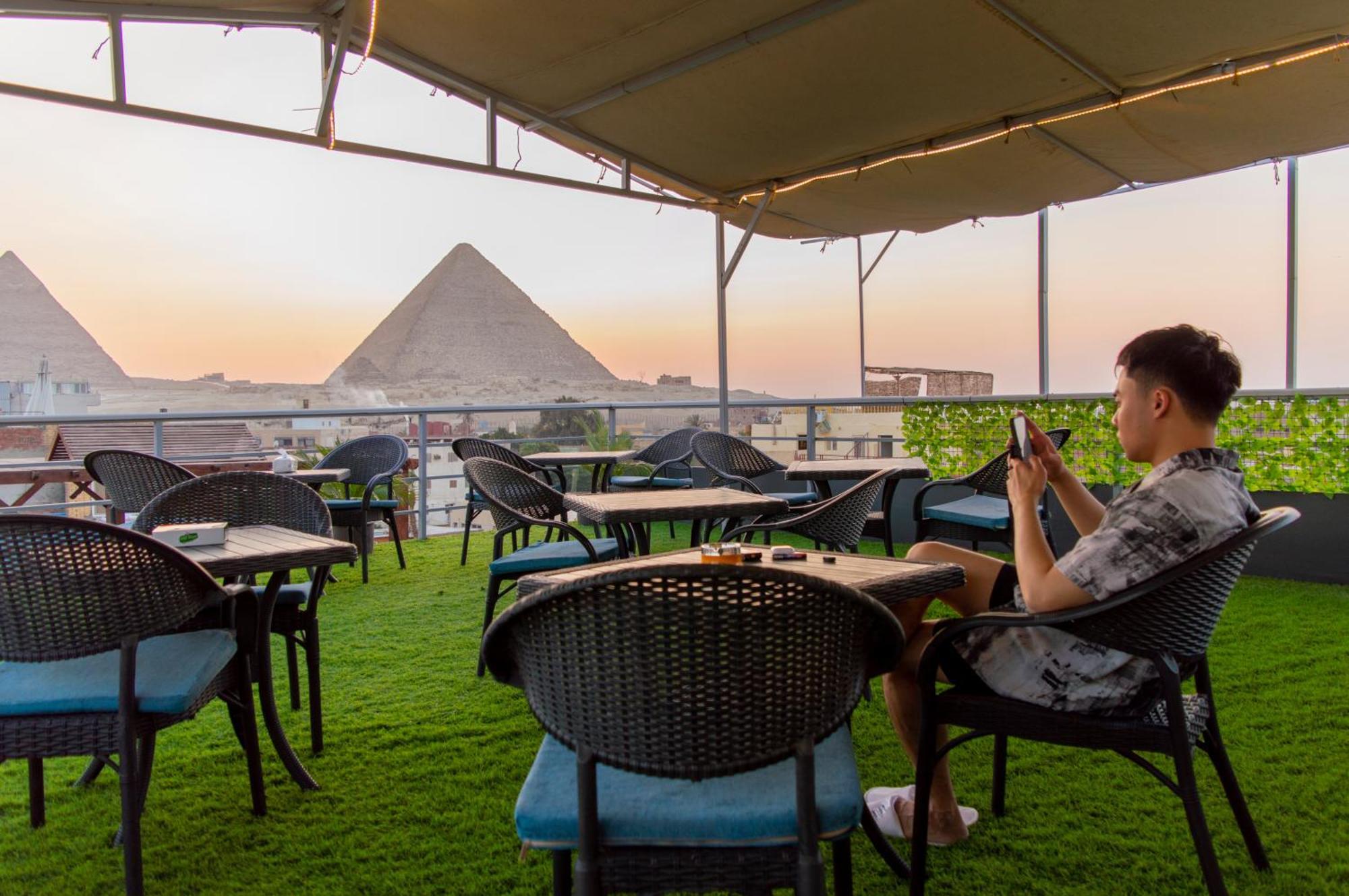 Pyramids Gate Hotel Kafret el-Gabal エクステリア 写真
