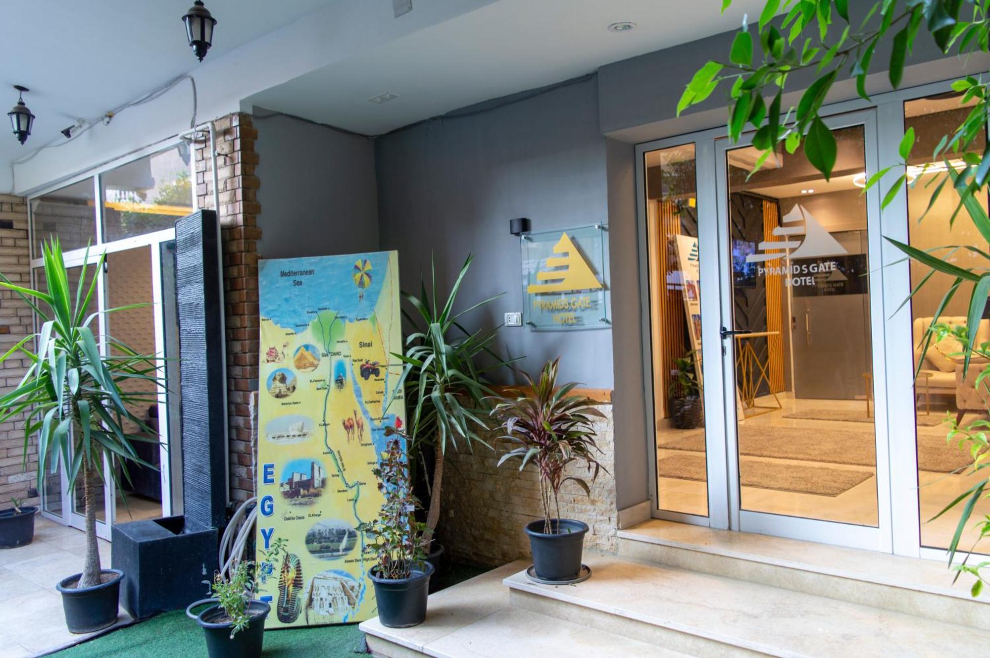 Pyramids Gate Hotel Kafret el-Gabal エクステリア 写真